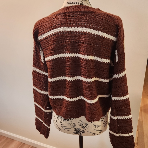 Pink Rose sweater size large - Picture 5 of 5